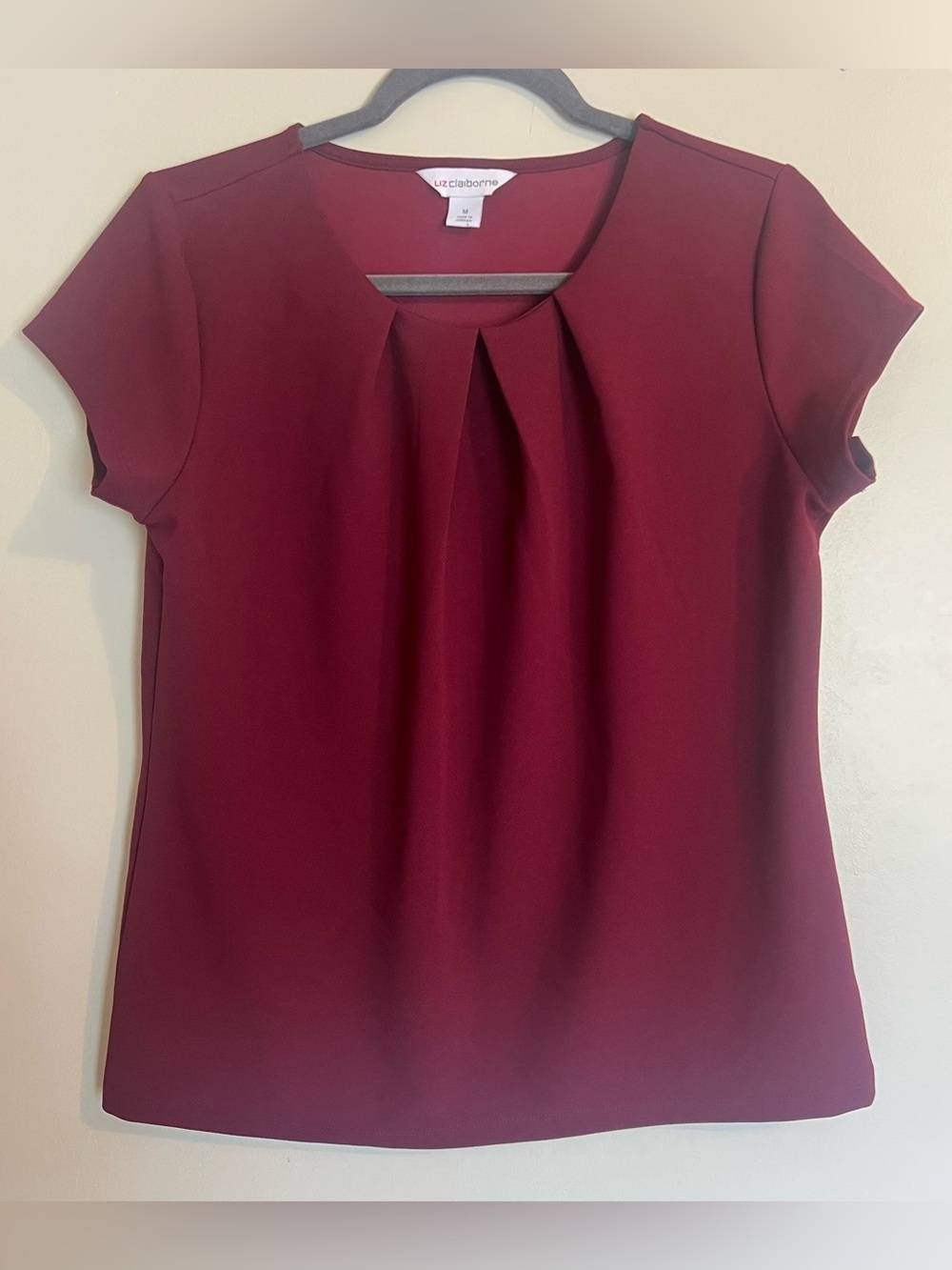 Liz Claiborne Burgundy Cap-Sleeve Pleated Front Blouse